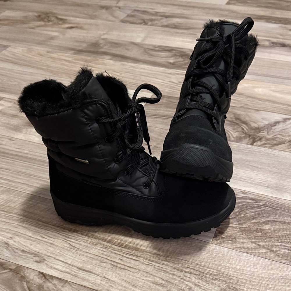 Women's Black Winter Boots,Faux Fur Lining with patented spike system by alpi
